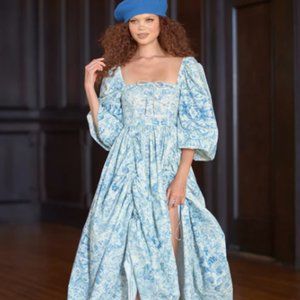 Selkie - The Porcelain Romantics Dress